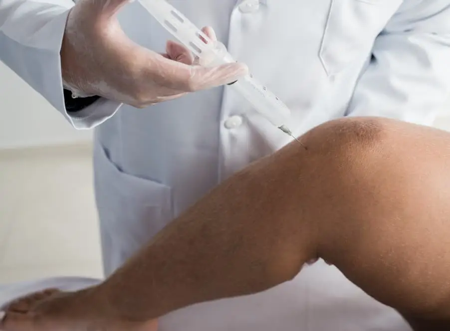 Injection of ozone in the knee