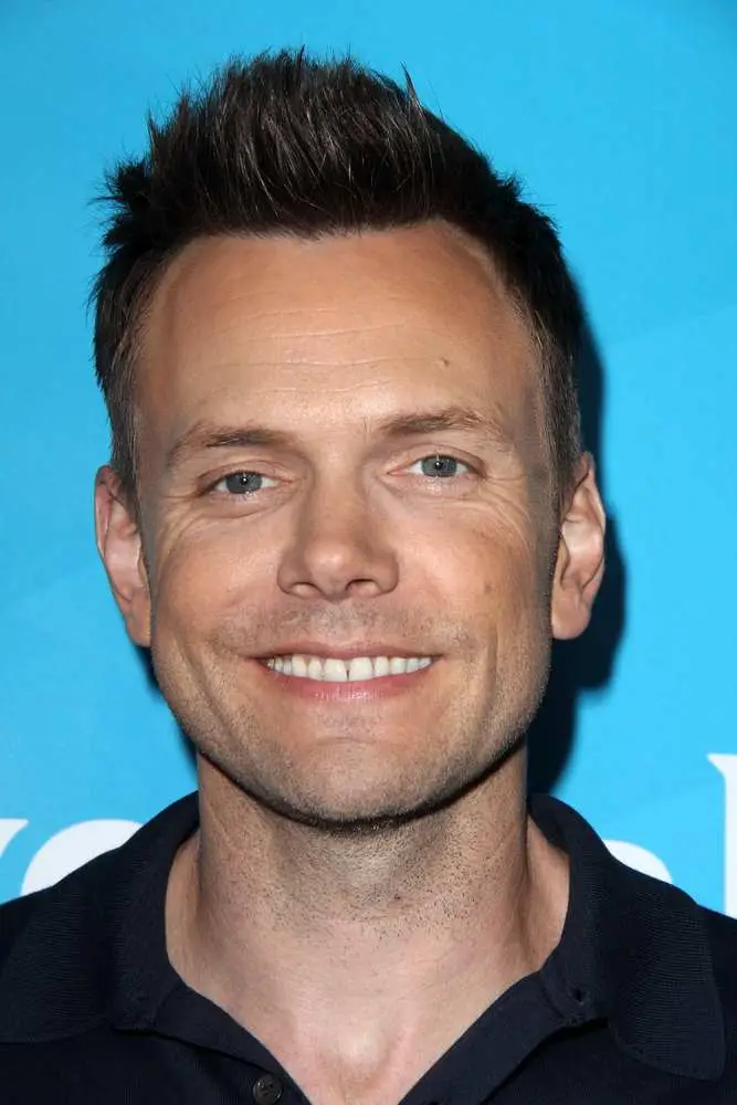 Joel McHale hair transplant